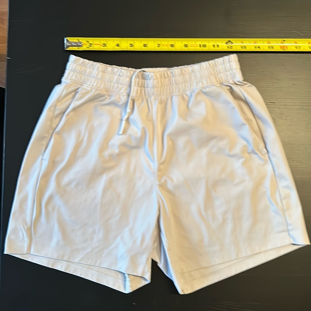 Uniqlo mens athletic shorts